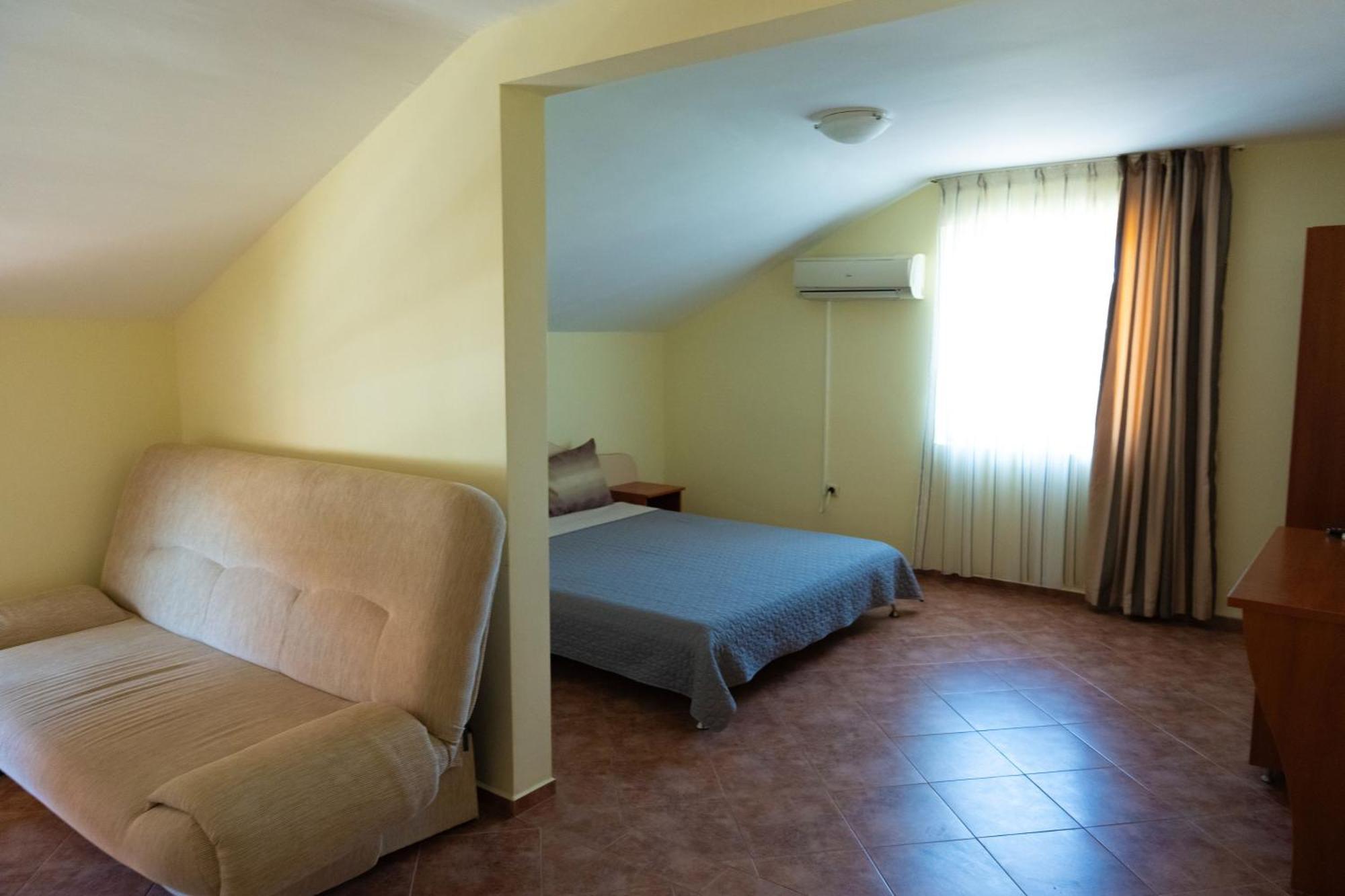 Zlatna Ribka Hotel Chernomorets Eksteriør billede