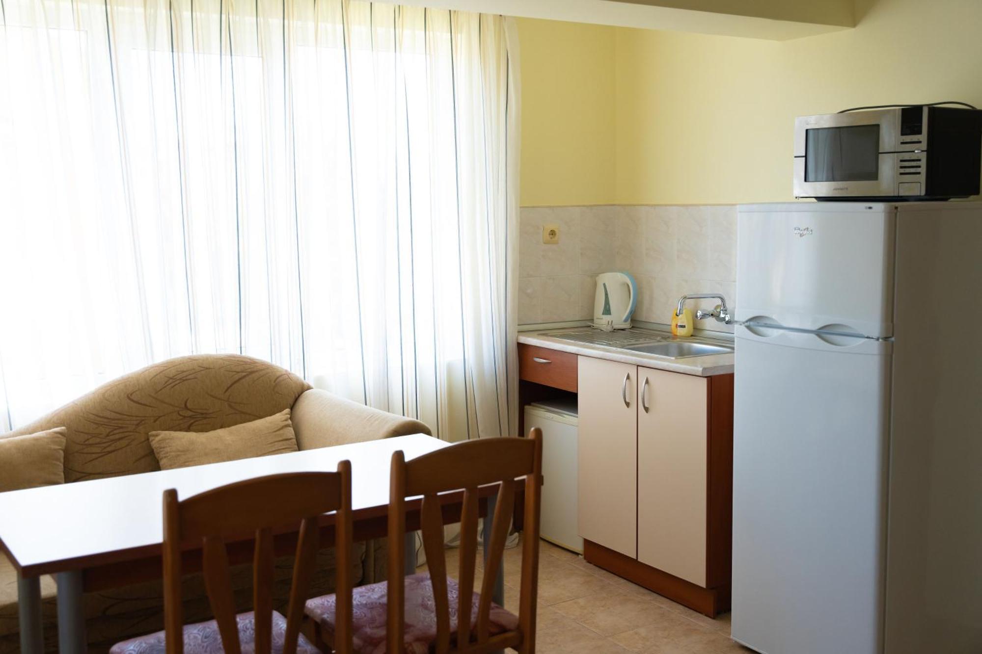 Zlatna Ribka Hotel Chernomorets Eksteriør billede