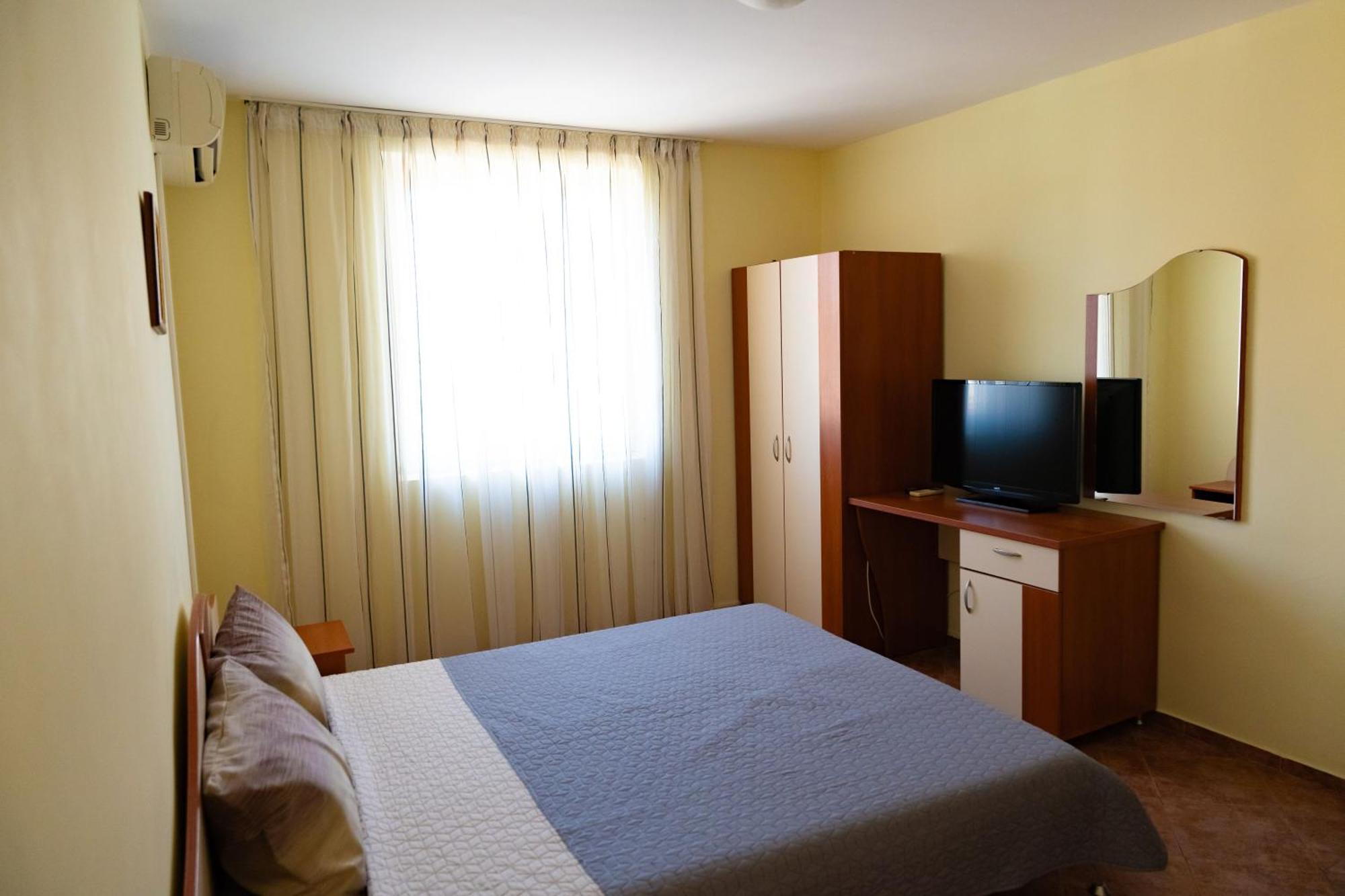 Zlatna Ribka Hotel Chernomorets Eksteriør billede